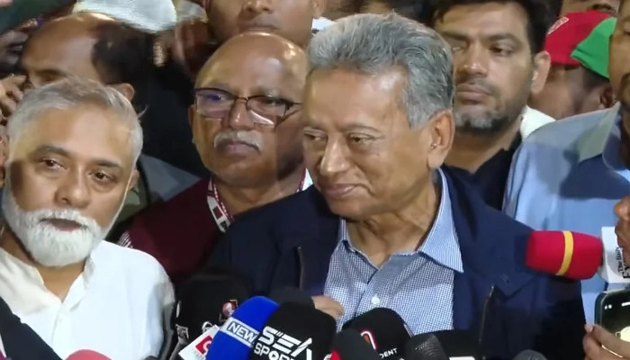 দেশের স্বার্থকে প্রাধান্য দিয়ে সবার সঙ্গে সম্পর্ক রাখতে চায় বিএনপি